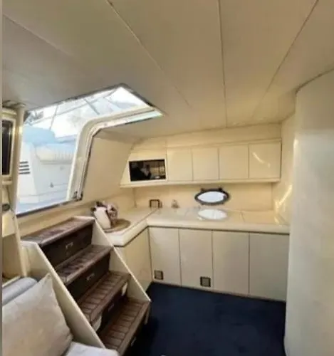 Location Bateau A Quai Les Mamours ספינת מלון קוגולין